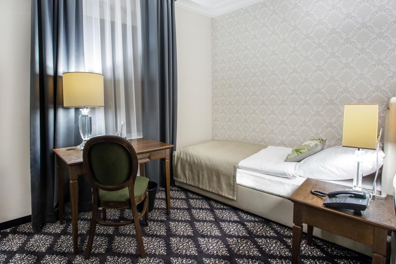 Hg Hotel Toszek Luaran gambar